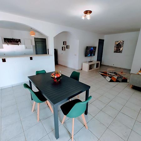 Le Nil Appartement Cosy Tout Confort Baie Mahault Eksteriør billede