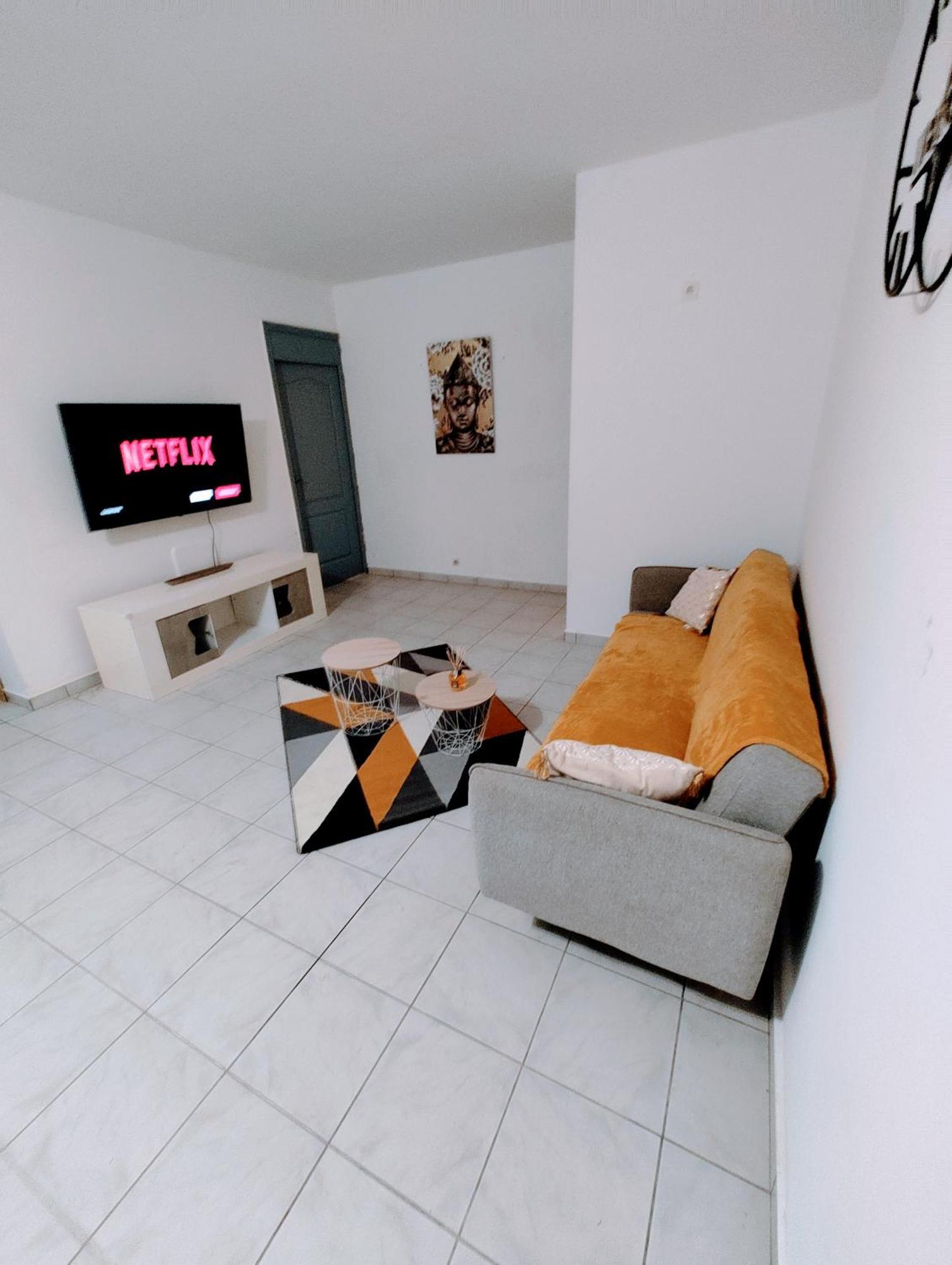 Le Nil Appartement Cosy Tout Confort Baie Mahault Eksteriør billede